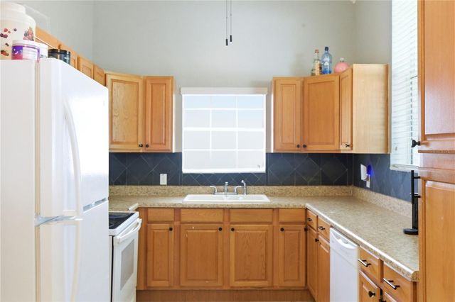 2318 W CORDELIA STREET, Tampa, FL 33607