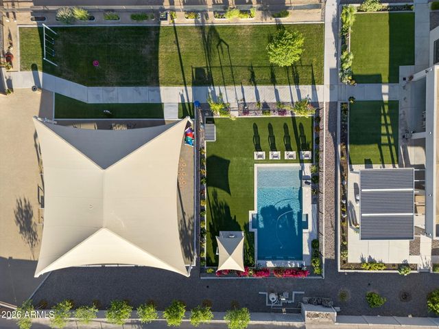 1124 E LOVELAND Lane, San Tan Valley, AZ 85140