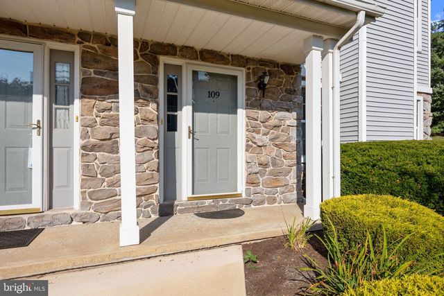 109 MEWS DR #109, Sellersville, PA 18960