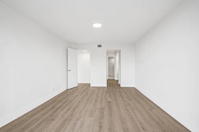 6195 Rock Island Road 413, Tamarac, FL 33319