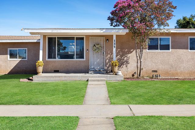 138 W Escalon Avenue, Fresno, CA 93704