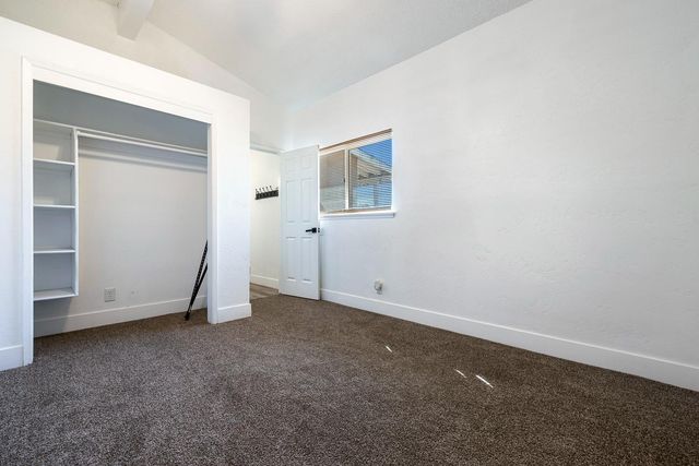 138 W Escalon Avenue, Fresno, CA 93704