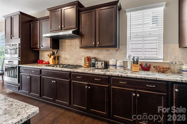 979 Parkland Place NW, Concord, NC 28027