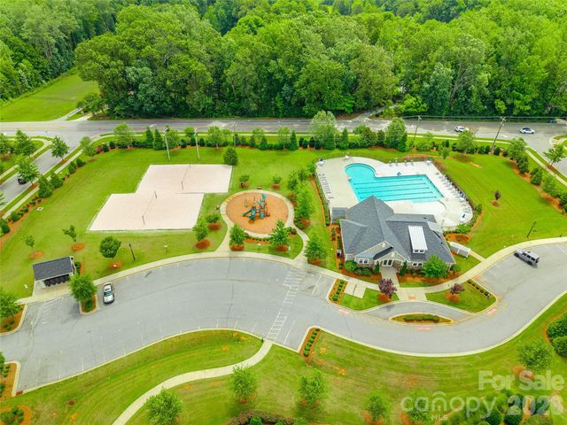 979 Parkland Place NW, Concord, NC 28027