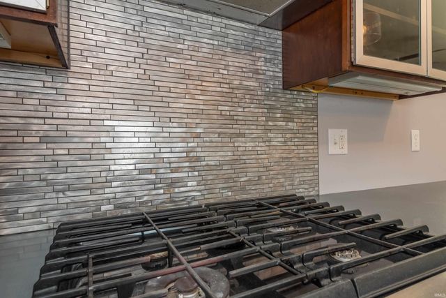 800 W 4TH Street, Bloomington, IN 47404