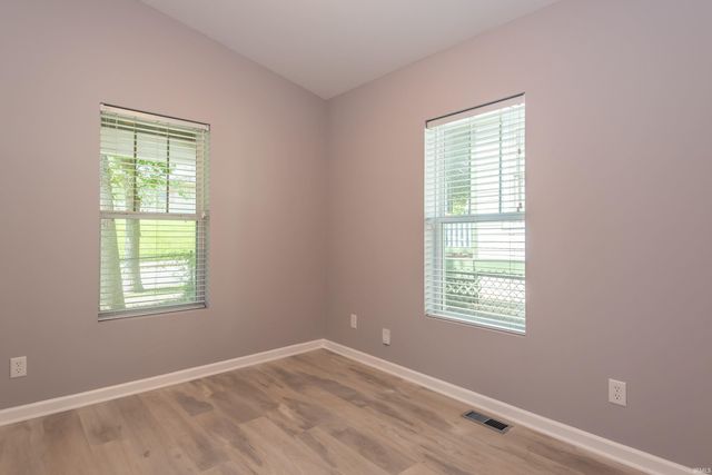 800 W 4TH Street, Bloomington, IN 47404