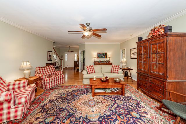 5950 Lowell Reed Road, Ravenel, SC 29470