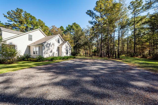 5950 Lowell Reed Road, Ravenel, SC 29470