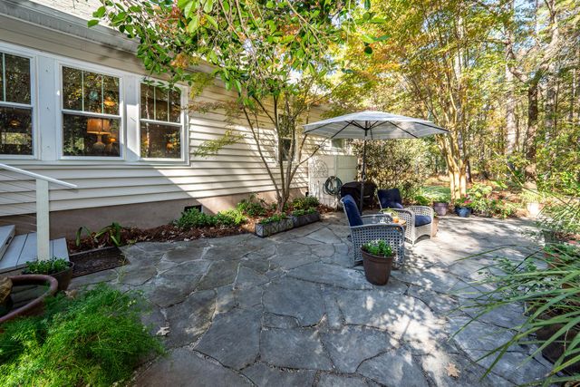 5950 Lowell Reed Road, Ravenel, SC 29470