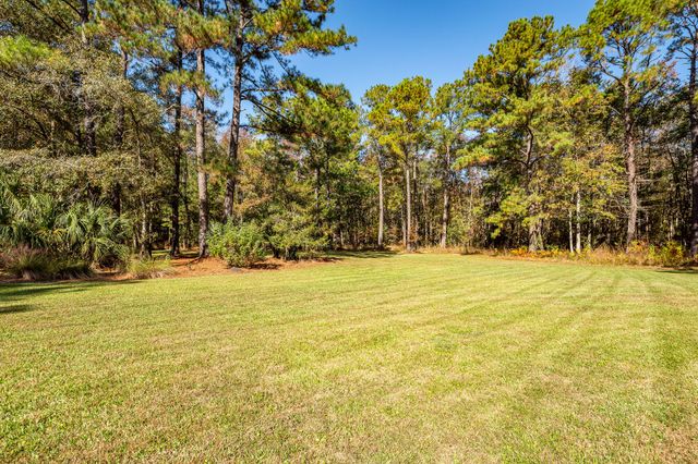 5950 Lowell Reed Road, Ravenel, SC 29470