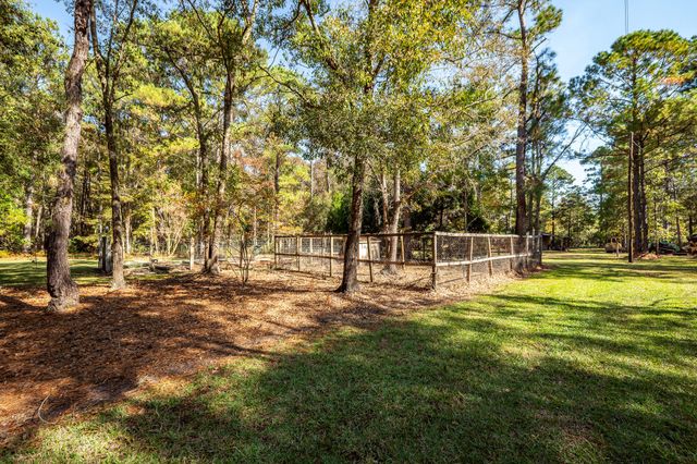 5950 Lowell Reed Road, Ravenel, SC 29470