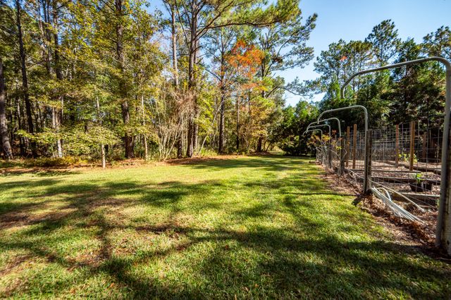 5950 Lowell Reed Road, Ravenel, SC 29470