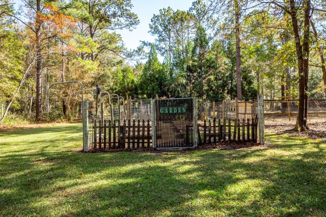5950 Lowell Reed Road, Ravenel, SC 29470