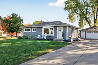 2360 Indian Way, North Saint Paul, MN 55109