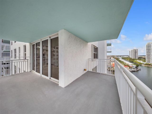 301 174th Street 1818, Sunny Isles Beach, FL 33160