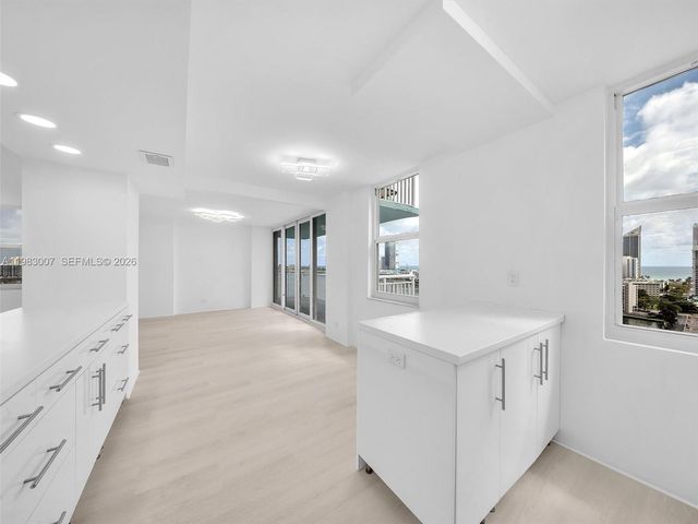 301 174th Street 1818, Sunny Isles Beach, FL 33160