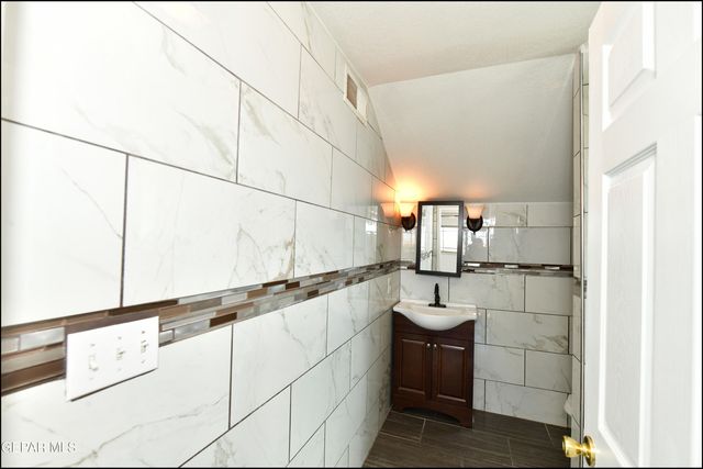 908 BOLIVIA Street, El Paso, TX 79903