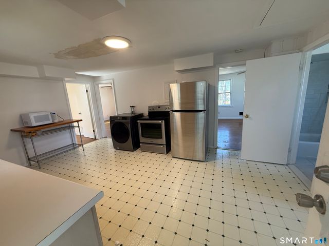 29 North Hill Road, North Haven, CT 06473