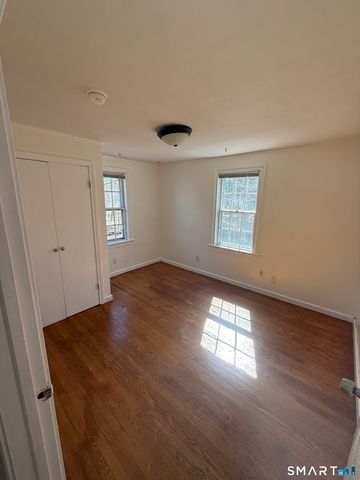 29 North Hill Road, North Haven, CT 06473