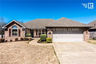 3522 W Clearwood Drive, Fayetteville, AR 72704