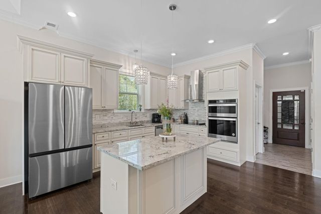 101 S Valley Lane, Greenville, SC 29611