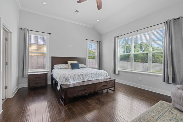 101 S Valley Lane, Greenville, SC 29611