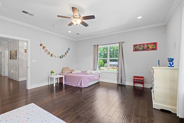 101 S Valley Lane, Greenville, SC 29611