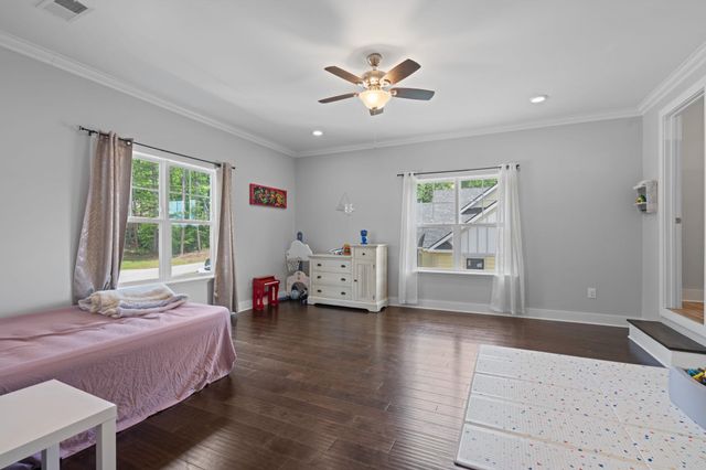 101 S Valley Lane, Greenville, SC 29611