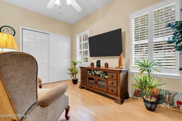 15 Medici Drive, Manchester, NJ 08759