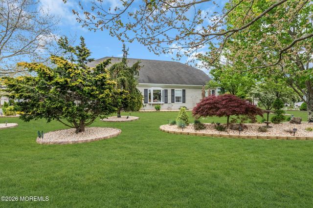 15 Medici Drive, Manchester, NJ 08759