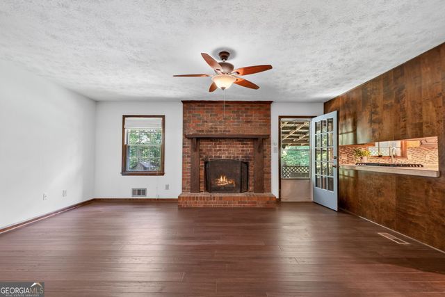 160 Caldwell Road, Griffin, GA 30223