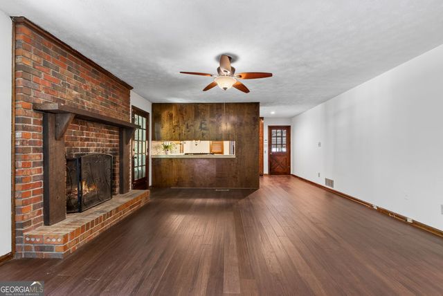 160 Caldwell Road, Griffin, GA 30223