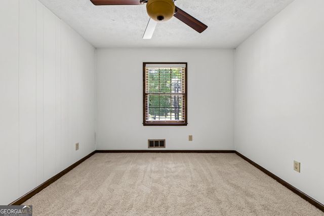 160 Caldwell Road, Griffin, GA 30223