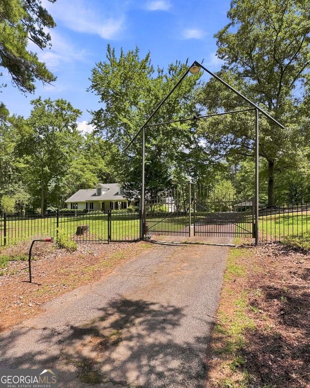160 Caldwell Road, Griffin, GA 30223