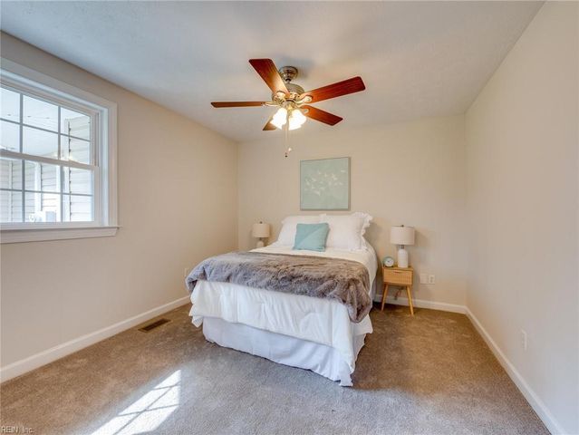 230 Rich RD, Yorktown, VA 23693