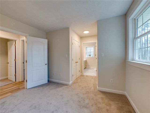 230 Rich RD, Yorktown, VA 23693