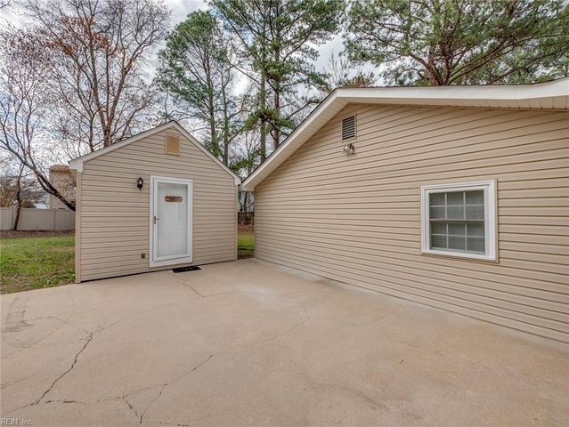 230 Rich RD, Yorktown, VA 23693