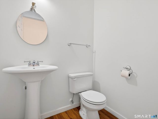 86 Corey Lane, East Lyme, CT 06357