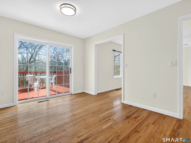 86 Corey Lane, East Lyme, CT 06357