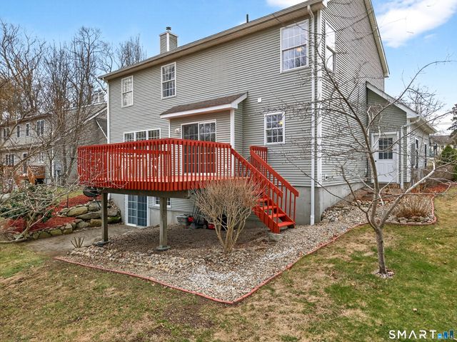 86 Corey Lane, East Lyme, CT 06357