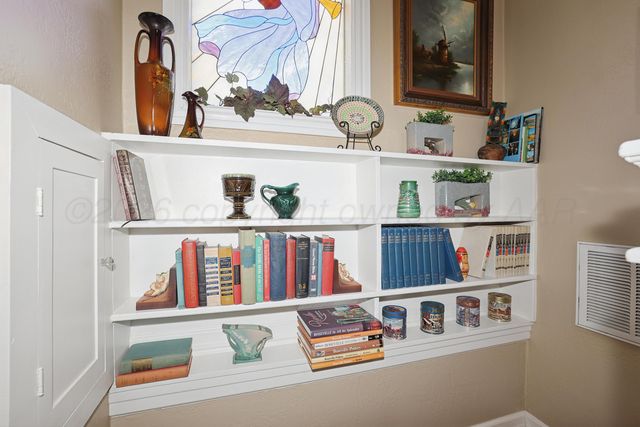 2123 S ONG Street, Amarillo, TX 79109