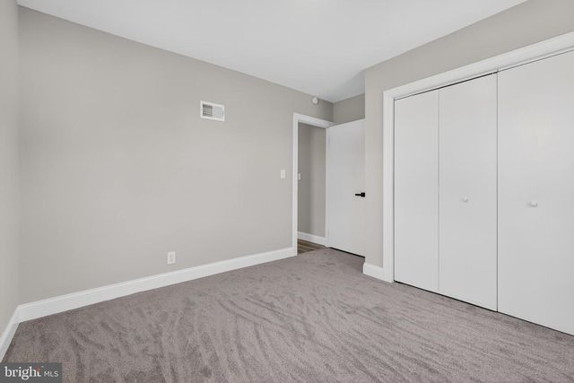 5960 CLOVER RD, Harrisburg, PA 17112