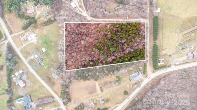 5264 Matthews Pond Road, Morganton, NC 28655