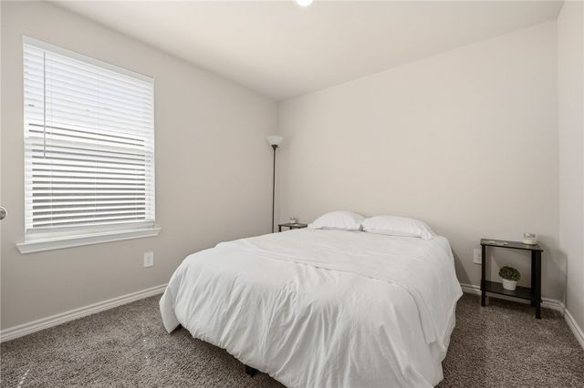 7901 Pruet Dr, Corpus Christi, TX 78414