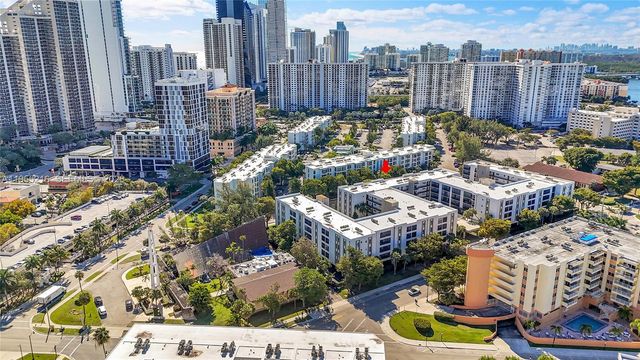 201 178th Drive 308, Sunny Isles Beach, FL 33160