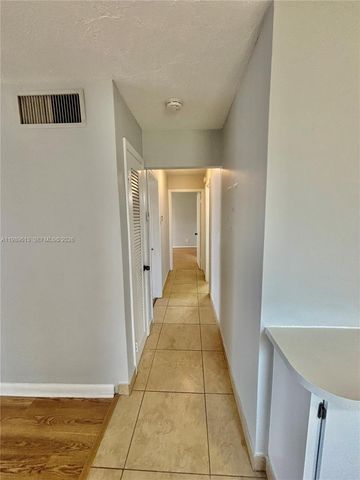 8701 SW 141st St K5, Palmetto Bay, FL 33176