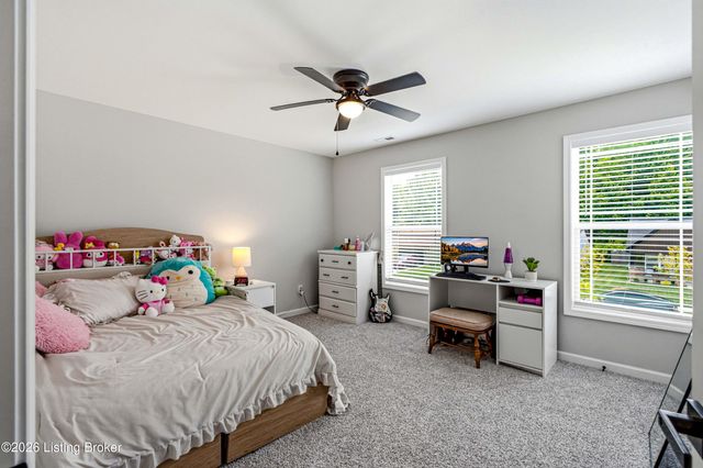 6913 Nicolas Farms Ct, Louisville, KY 40229