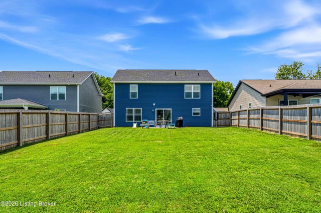 6913 Nicolas Farms Ct, Louisville, KY 40229