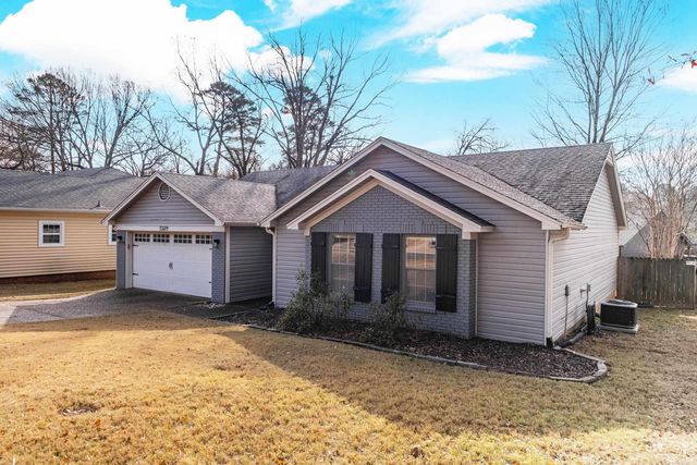 13619 Woodbrook Drive, Little Rock, AR 72211