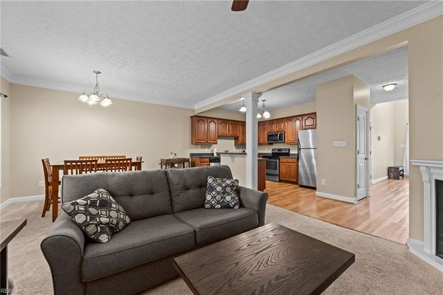 26 Grouper LOOP, Hampton, VA 23666